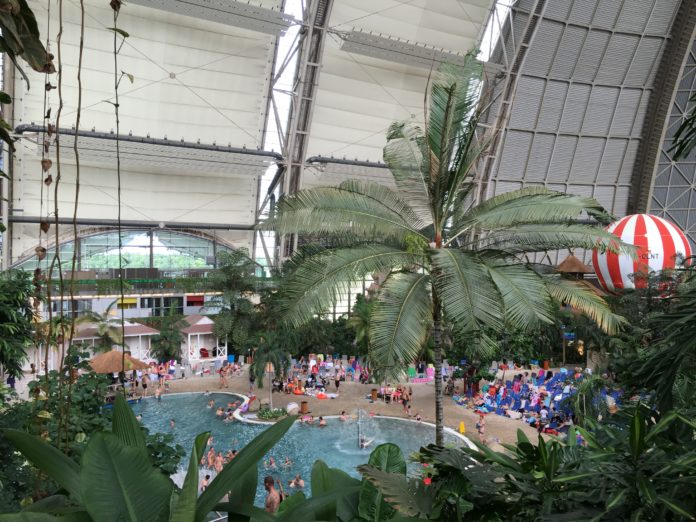 tropicalisland2