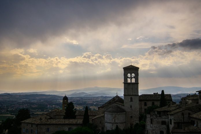 assisi-italy-church-tuscany-architecture-religion